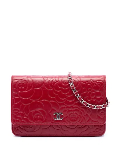 Pre-owned Chanel 2014 Cc Embossed Lambskin Camellia Wallet On Chain Crossbody Bag In Red