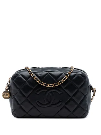 Pre-owned Chanel 2014 Cc Quilted Lambskin Diamond Camera Bag Crossbody Bag In Black
