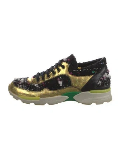 Pre-owned Chanel 2014 Interlocking Cc Logo Athletic Sneakers In Black/gold