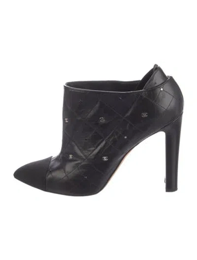 Pre-owned Chanel 2014 Interlocking Cc Logo Boots In Black