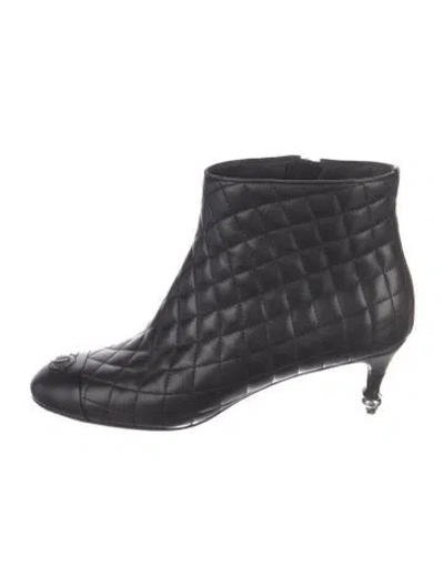 Pre-owned Chanel 2014 Interlocking Cc Logo Boots In Black