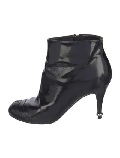 Pre-owned Chanel 2014 Interlocking Cc Logo Boots In Black
