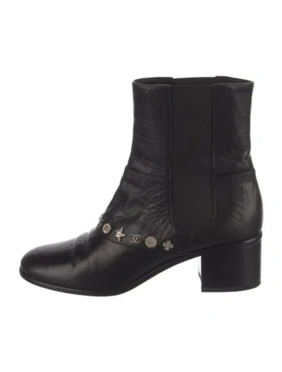 Pre-owned Chanel 2014 Interlocking Cc Logo Chelsea Boots In Black