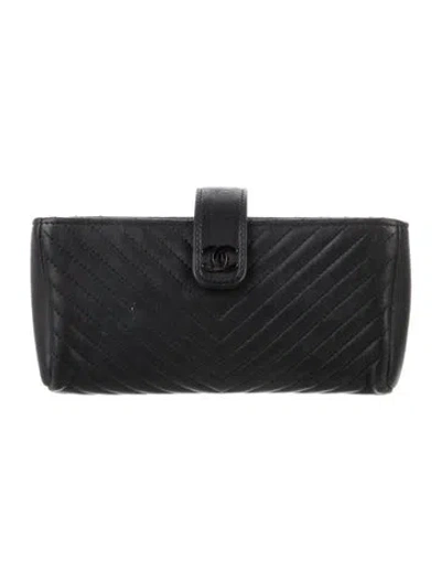 Pre-owned Chanel 2014 Interlocking Cc Logo Continental Wallet In Black