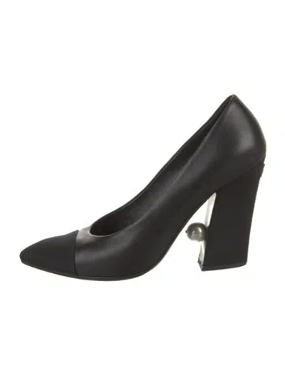Pre-owned Chanel 2014 Interlocking Cc Logo Pumps In Black
