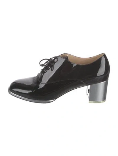 Pre-owned Chanel 2014 Interlocking Cc Logo Pumps In Black