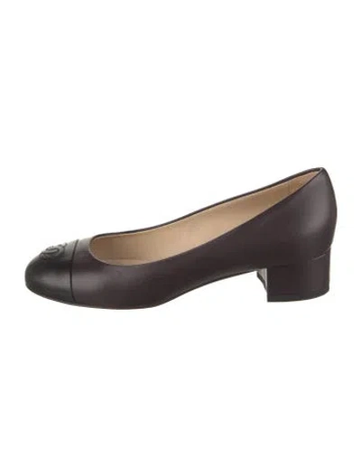Pre-owned Chanel 2014 Interlocking Cc Logo Pumps In Burgundy