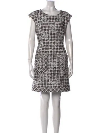 Pre-owned Chanel 2014 Knee-length Dress In Black
