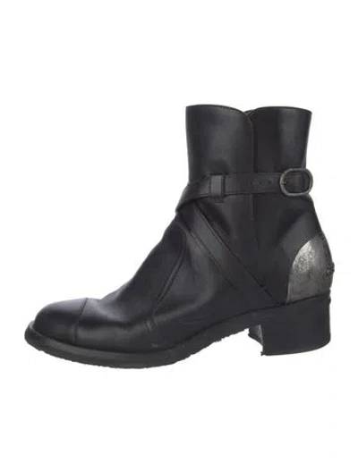 Pre-owned Chanel 2014 Leather Boots In Black