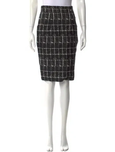 Pre-owned Chanel 2014 Midi Length Skirt In Black