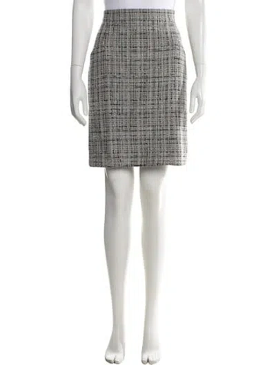 Pre-owned Chanel 2014 Mini Skirt In Gray