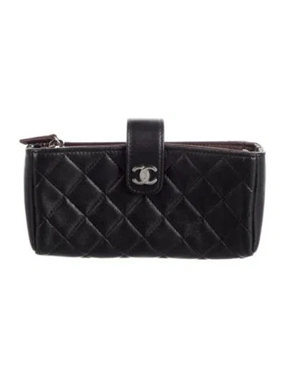 Pre-owned Chanel 2014 O-phone Holder Wallet In Black