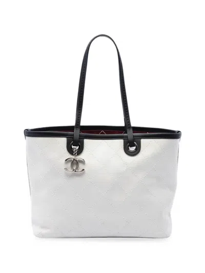 Pre-owned Chanel 2014 Quilted Caviar Shopping Fever Tote Bag In Black
