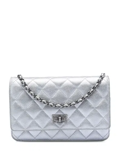 Pre-owned Chanel 2014 Reissue 2.55 Quilted Metallic Aged Calfskin Wallet On Chain Handbag In Silver