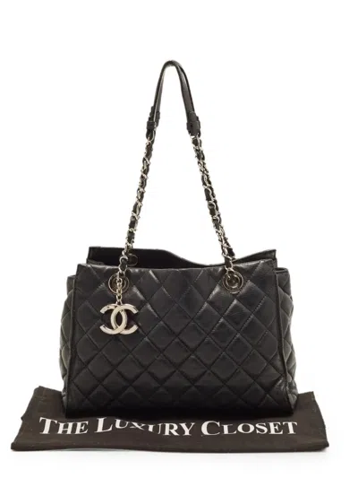 Pre-owned Chanel 2014 Small Quilted Cc Tote Bag In Black