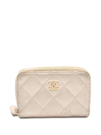 Pre-owned Chanel 2014 Zip-closure Wallet In Gold