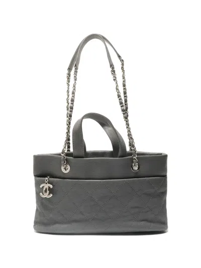 Pre-owned Chanel 2014-2015 Cc Caviar Shoulder Bag In Gray