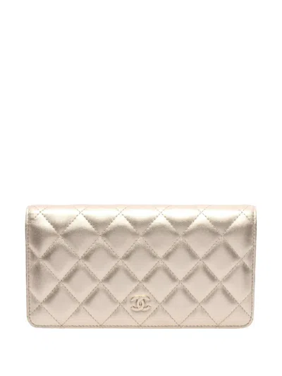Pre-owned Chanel 2014-2015 Cc Quilted Metallic Lambskin Bifold Wallet Long Wallets In Gold