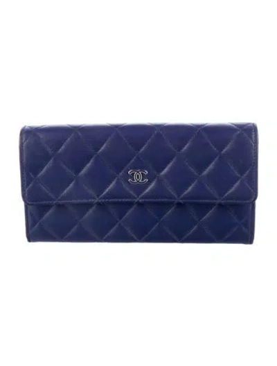 Pre-owned Chanel 2014-2015 Cc Yen Trifold Wallet In Purple