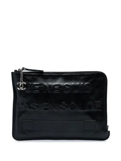 Pre-owned Chanel 2014-2015 Distressed Calfskin Je Ne Suis Pas En Solde Clutch Bag In Black