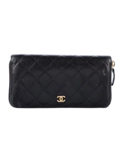 Pre-owned Chanel 2014-2015 Interlocking Cc Logo Wallet In Black