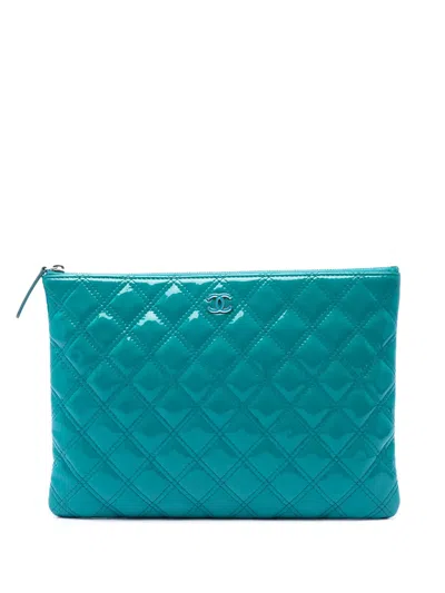 Pre-owned Chanel 2014-2015 Medium Quilted Patent O Case Clutch Bag In Blue