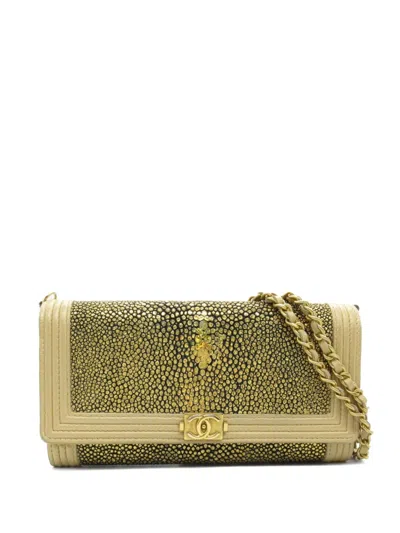 Pre-owned Chanel 2015-2016 Boy  Wallet In Gold