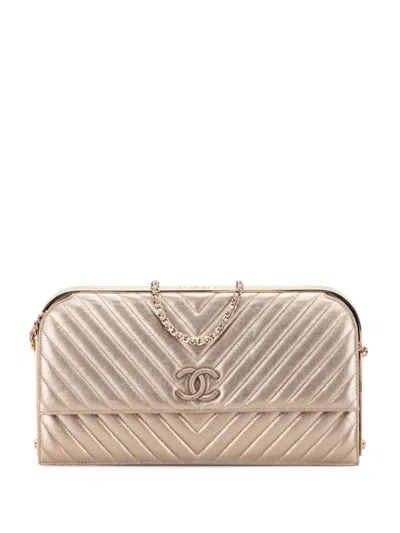Pre-owned Chanel 2015-2016 Cc Chevron Quilted Lambskin Clutch On Chain Crossbody Bag In Gold