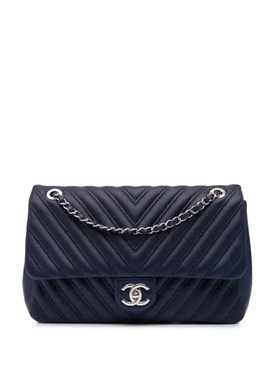 Pre-owned Chanel 2015-2016 Jumbo Double Stitch Chevron Lambskin Single Flap Shoulder Bag In Blue