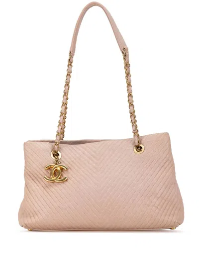 Pre-owned Chanel 2015-2016 Large Chevron Calfskin Surpique Tote Bag In Pink