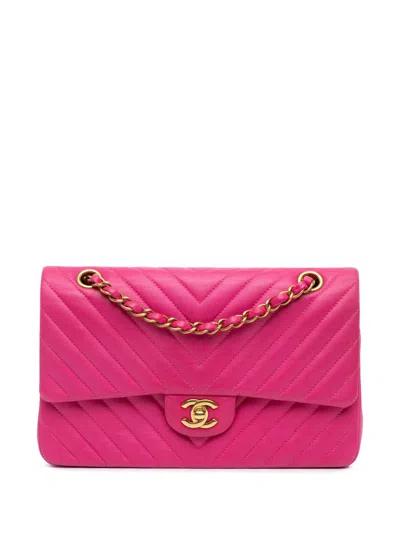 Pre-owned Chanel 2015-2016 Medium Classic Chevron Lambskin Double Flap Shoulder Bag In Pink