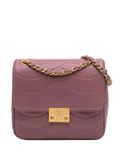 Pre-owned Chanel 2015-2016 Paris Seoul Mini Lambskin Pagoda Single Flap Crossbody Bag