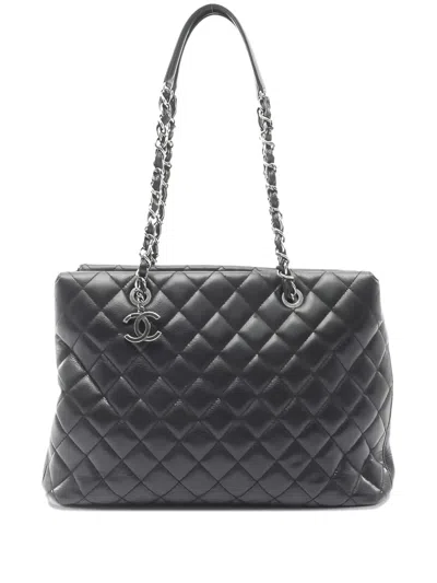 Pre-owned Chanel 2015-2016 Quilted-design Shoulder Bag In Black