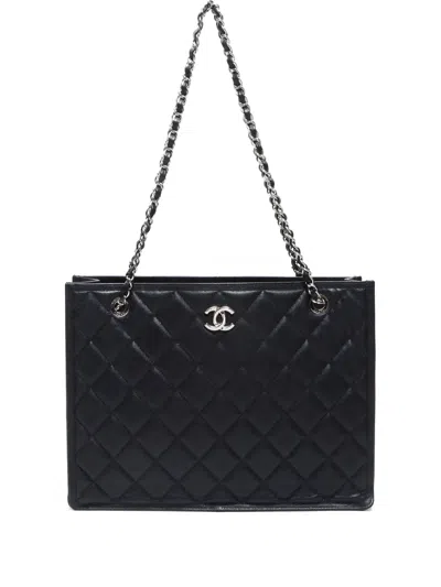 Pre-owned Chanel 2015-2025 Matelasse Chain Shoulder Bag In Black
