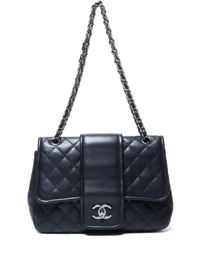 Pre-owned Chanel 2015 Classic Flap Shoulder Bag In Black