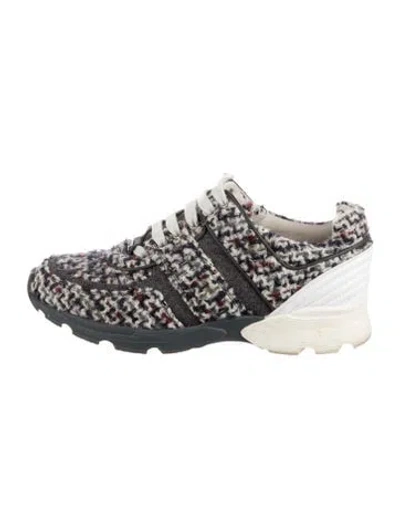 Pre-owned Chanel 2015 Interlocking Cc Logo Athletic Sneakers In Grey