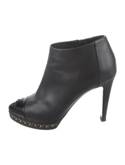 Pre-owned Chanel 2015 Interlocking Cc Logo Boots In Black