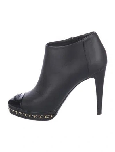 Pre-owned Chanel 2015 Interlocking Cc Logo Boots In Black