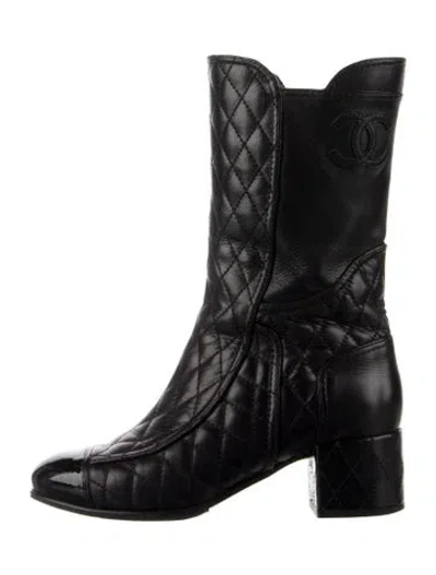 Pre-owned Chanel 2015 Interlocking Cc Logo Boots In Black