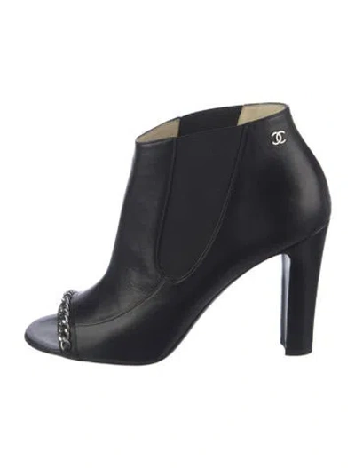 Pre-owned Chanel 2015 Interlocking Cc Logo Boots In Black