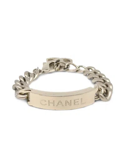 Pre-owned Chanel 2015 Interlocking Cc Logo Chain Bracelet In Silver