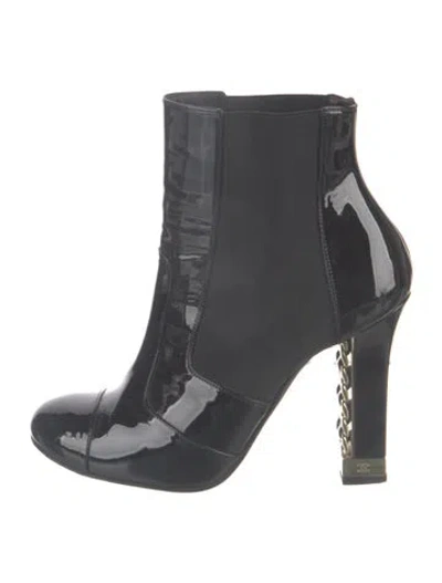 Pre-owned Chanel 2015 Interlocking Cc Logo Chelsea Boots In Black