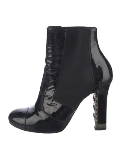 Pre-owned Chanel 2015 Interlocking Cc Logo Chelsea Boots In Black