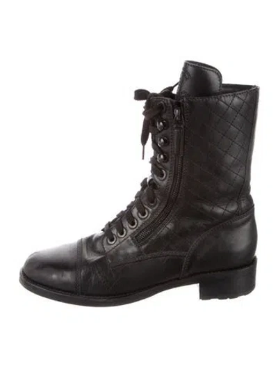 Pre-owned Chanel 2015 Interlocking Cc Logo Combat Boots In Black