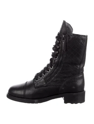 Pre-owned Chanel 2015 Interlocking Cc Logo Combat Boots In Black
