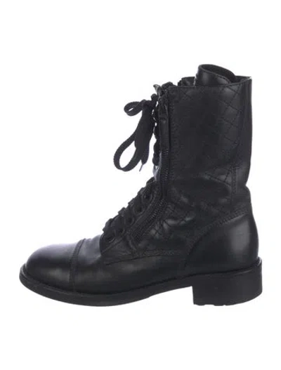 Pre-owned Chanel 2015 Interlocking Cc Logo Combat Boots In Black