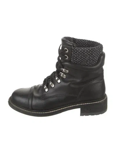 Pre-owned Chanel 2015 Interlocking Cc Logo Combat Boots In Black