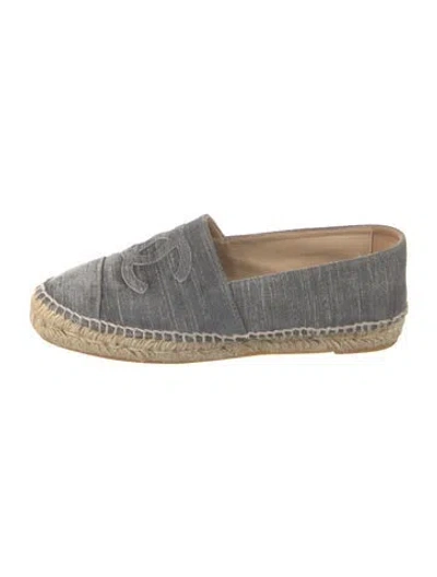 Pre-owned Chanel 2015 Interlocking Cc Logo Espadrilles In Grey