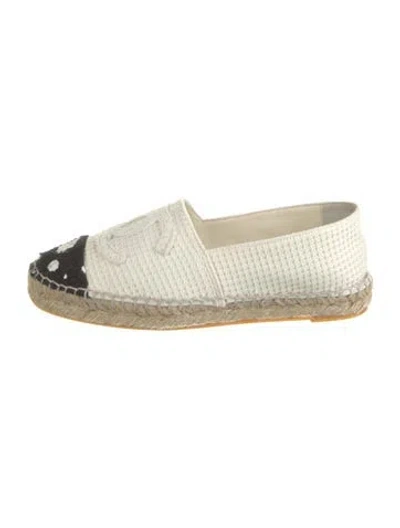 Pre-owned Chanel 2015 Interlocking Cc Logo Espadrilles In White