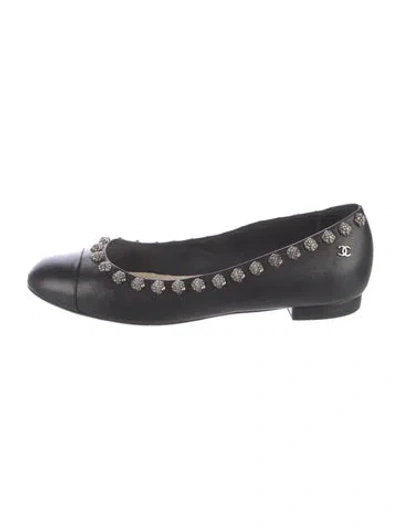 Pre-owned Chanel 2015 Interlocking Cc Logo Flats In Black
